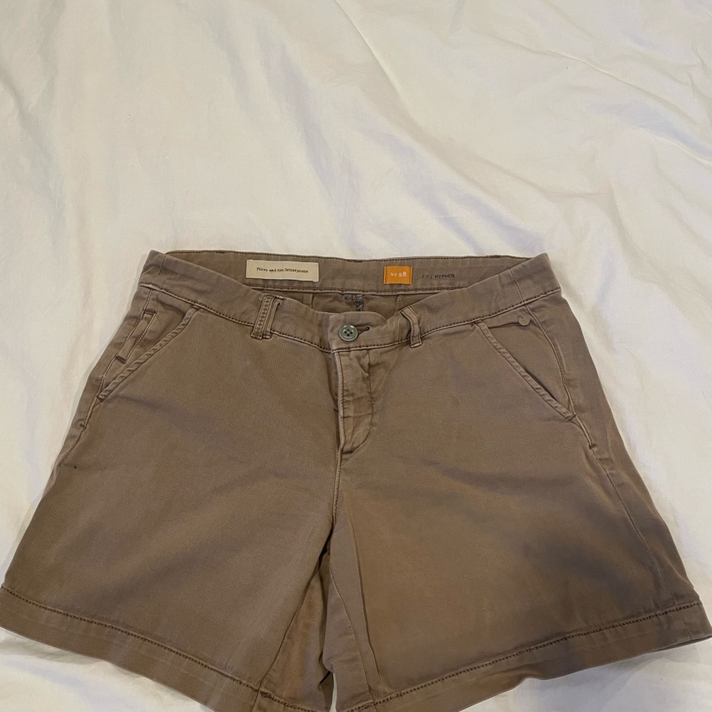 Anthropologie Tan Cargo Shorts with Relaxed Fit